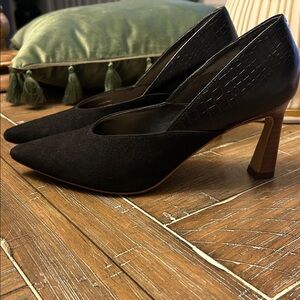 Vince Camuto Black Croc-Patterned Heels
